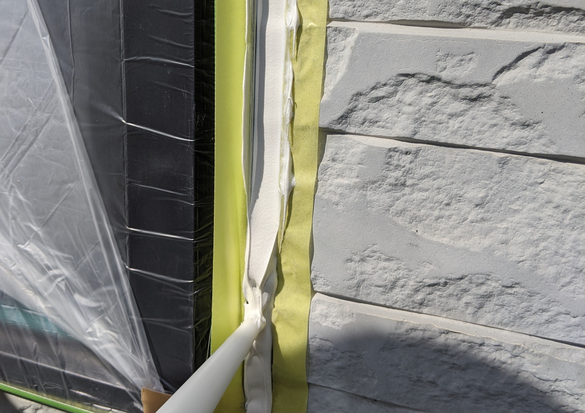 吉川市のシーリング工事（コーキング）打ち替え・打ち増し